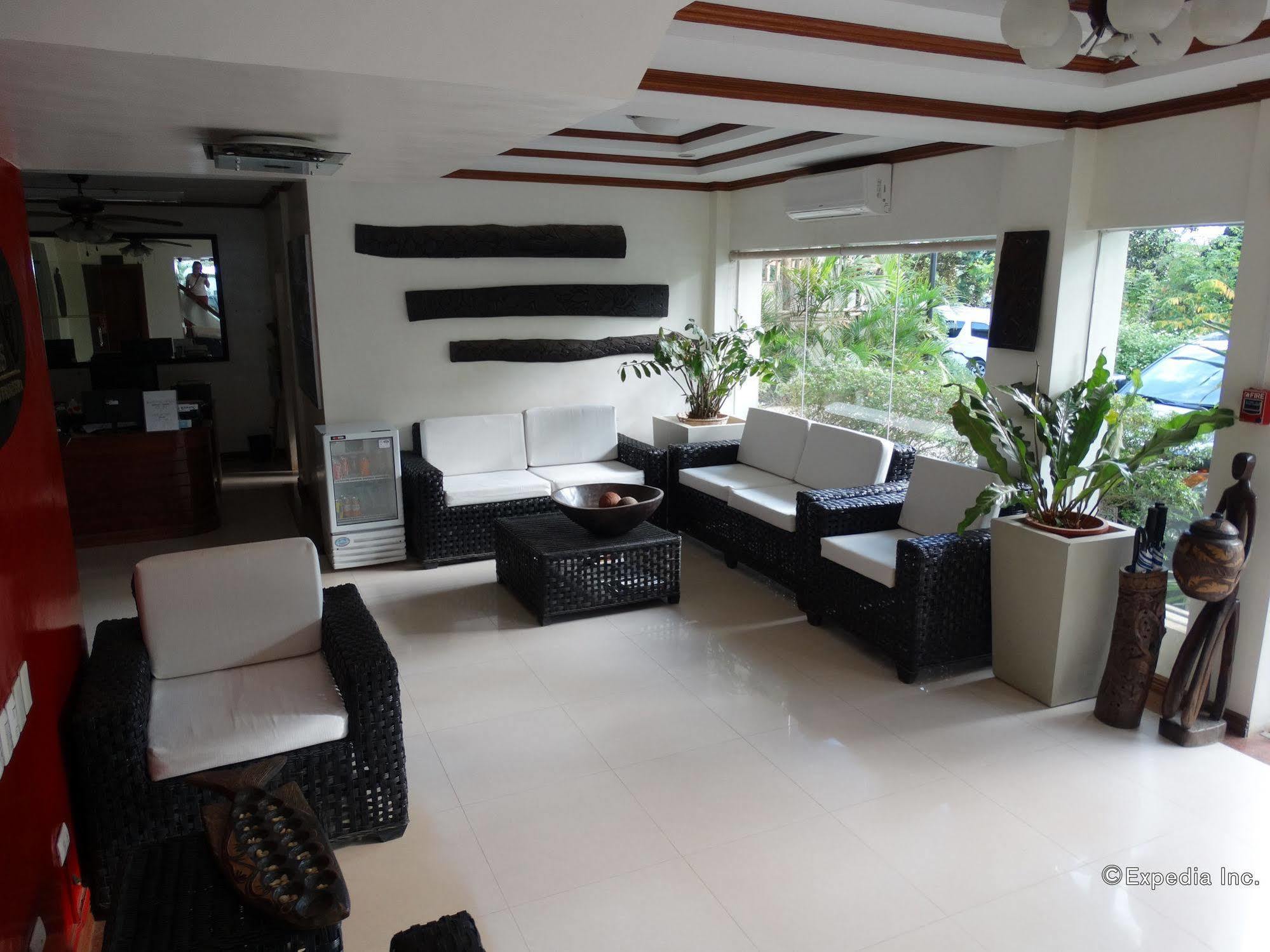 Ipil Suites Puerto Princesa Ngoại thất bức ảnh