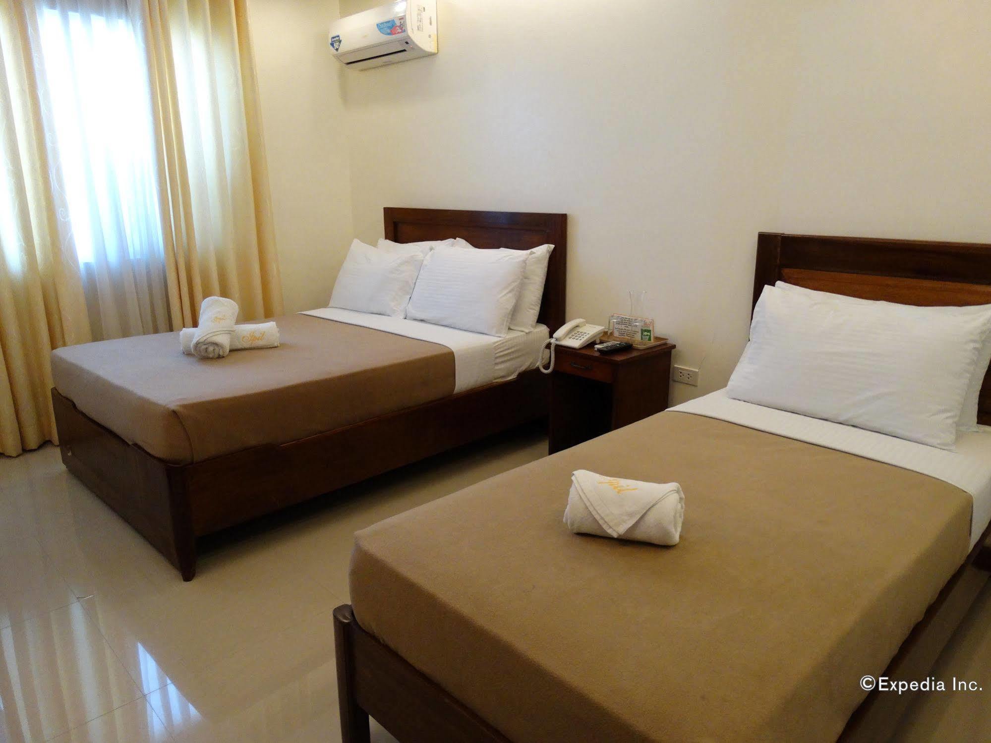 Ipil Suites Puerto Princesa Ngoại thất bức ảnh