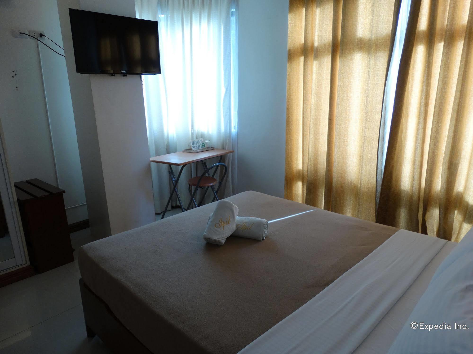 Ipil Suites Puerto Princesa Ngoại thất bức ảnh